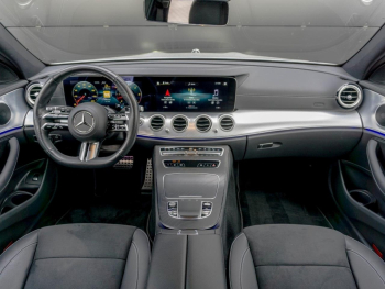 Mercedes-Benz E 400 d 4M T AMG Night Panorama Standhzg AHK 360°