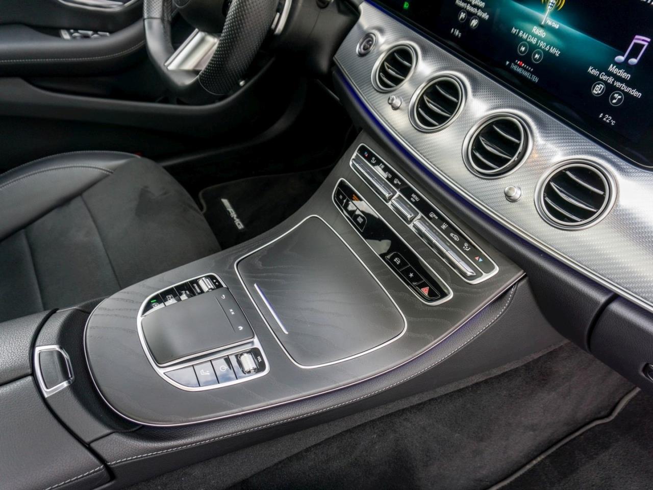 Mercedes-Benz E 400 d 4M T AMG Night Panorama Standhzg AHK 360°