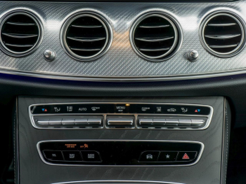 Mercedes-Benz E 400 d 4M T AMG Night Panorama Standhzg AHK 360°