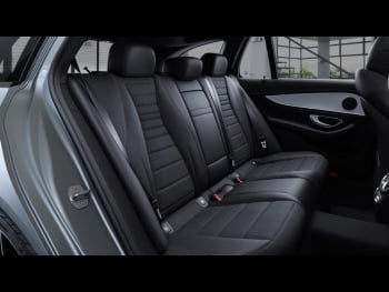 Mercedes-Benz E 400 d 4M T AMG Night Panorama Standhzg AHK 360°