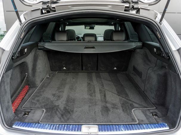 Mercedes-Benz E 400 d 4M T AMG Night Panorama Standhzg AHK 360° Mercedes-Benz E 400 d 4M T AMG Night Panorama Standhzg AHK 360°