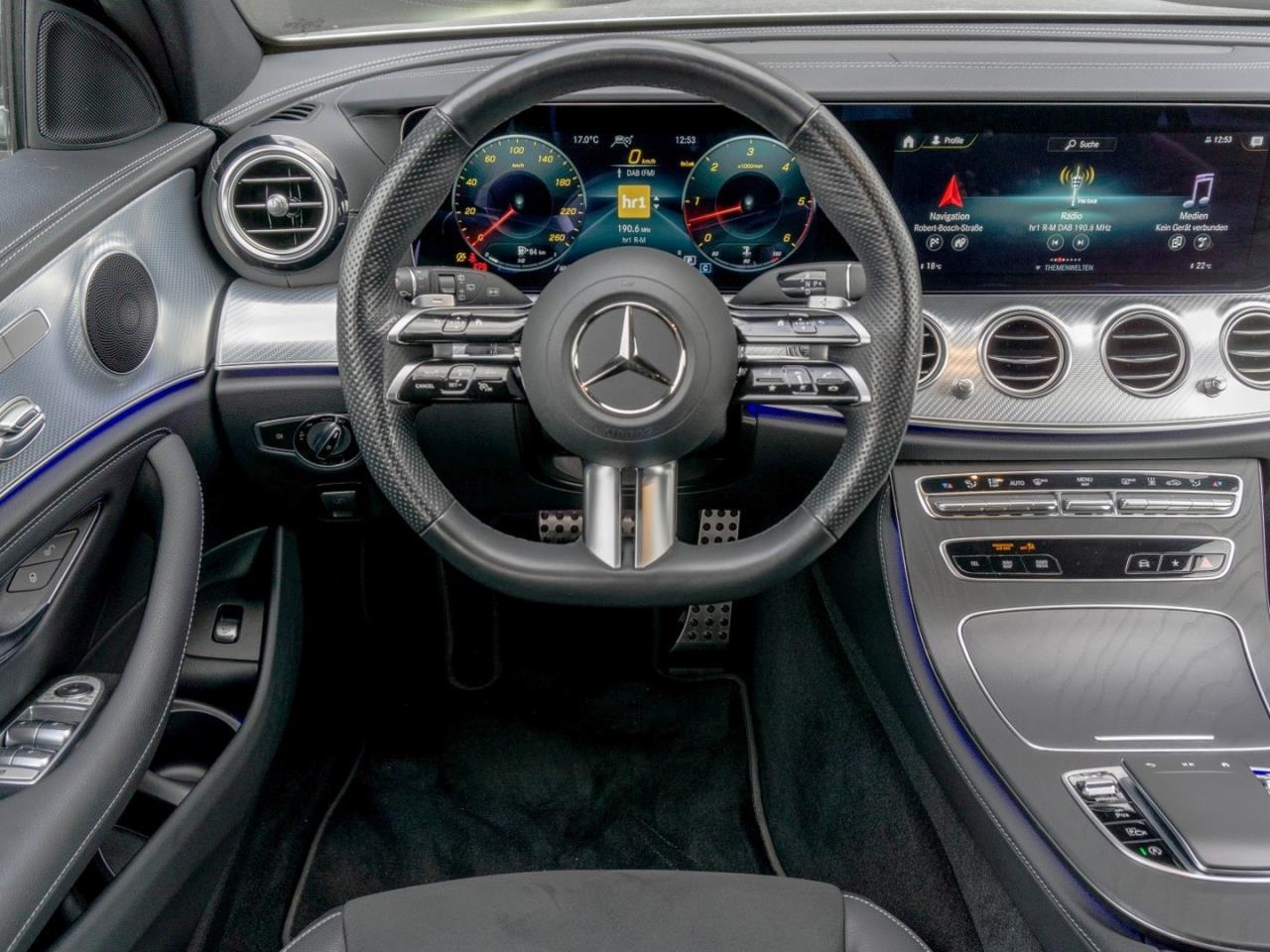 Mercedes-Benz E 400 d 4M T AMG Night Panorama Standhzg AHK 360°