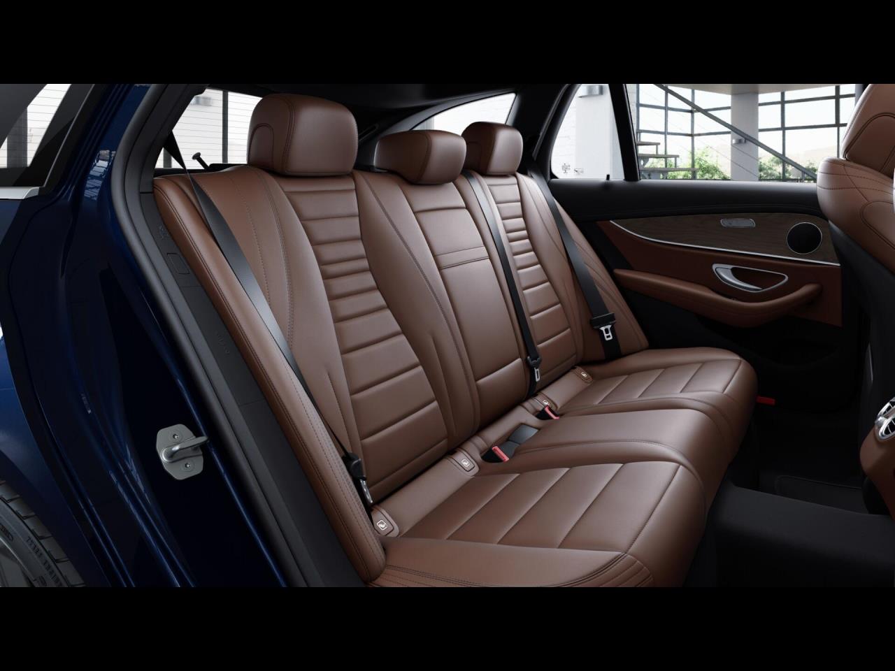 Mercedes-Benz E 400 d 4M T AMG Schiebedach Standheizung AHK