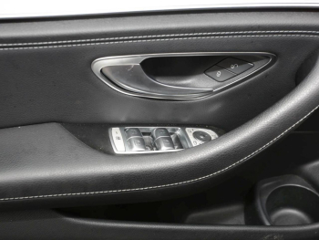 Mercedes-Benz E 400 d 4M T AMG Panorama Standhzg AHK Distronic