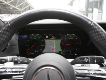 Mercedes-Benz E 400 d 4M T AMG Panorama Standhzg AHK Distronic