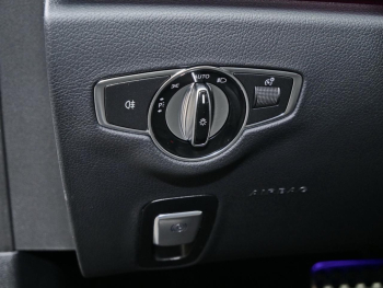 Mercedes-Benz E 400 d 4M T AMG Panorama Standhzg AHK Distronic