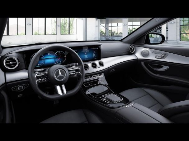 Mercedes-Benz E 400 d 4M T AMG Panorama Standhzg AHK Distronic