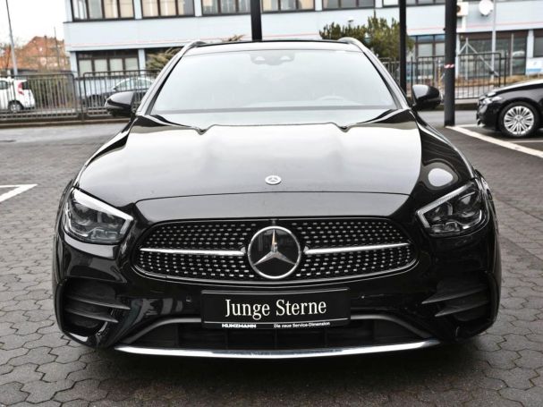 Mercedes-Benz E 400 d 4M T AMG Panorama Standhzg AHK Distronic