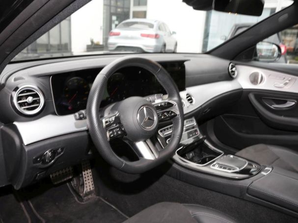 Mercedes-Benz E 400 d 4M T AMG Panorama Standhzg AHK Distronic