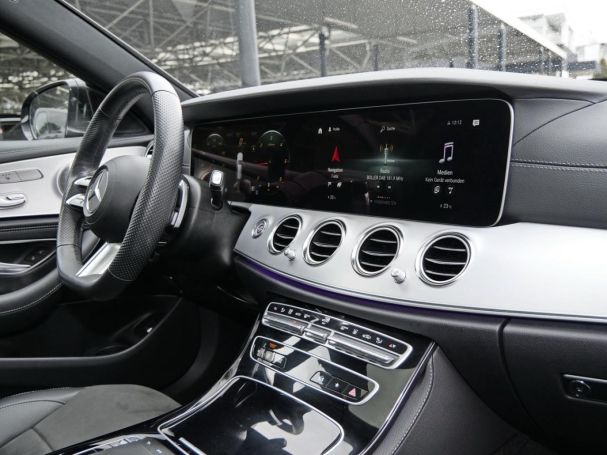 Mercedes-Benz E 400 d 4M T AMG Panorama Standhzg AHK Distronic