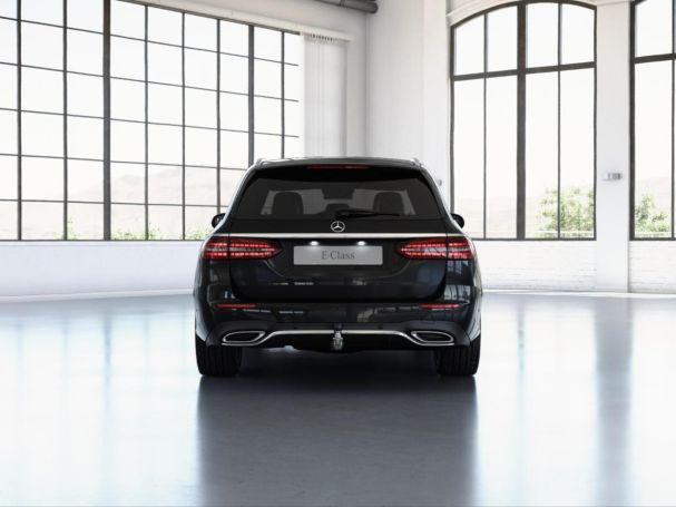 Mercedes-Benz E 400 d 4M T AMG Panorama Standhzg AHK Distronic