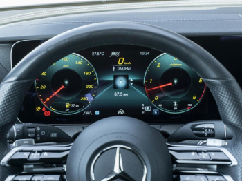 Mercedes-Benz E 400 d 4M T AMG Night Panorama Distronic AHK