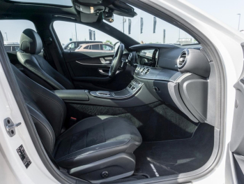 Mercedes-Benz E 400 d 4M T AMG Night Panorama Distronic AHK