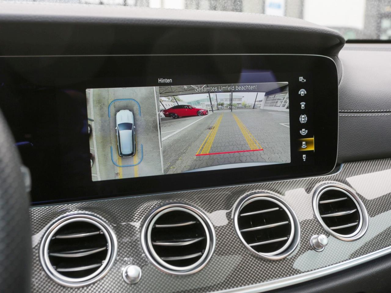 Mercedes-Benz E 450 4M T AMG Panorama Burmester HeadUp AHK 360°