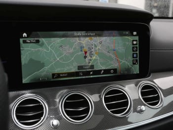 Mercedes-Benz E 450 4M T AMG Panorama Burmester HeadUp AHK 360° Mercedes-Benz E 450 4M T AMG Panorama Burmester HeadUp AHK 360°