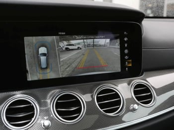 Mercedes-Benz E 450 4M T AMG Panorama Burmester HeadUp AHK 360° Mercedes-Benz E 450 4M T AMG Panorama Burmester HeadUp AHK 360°