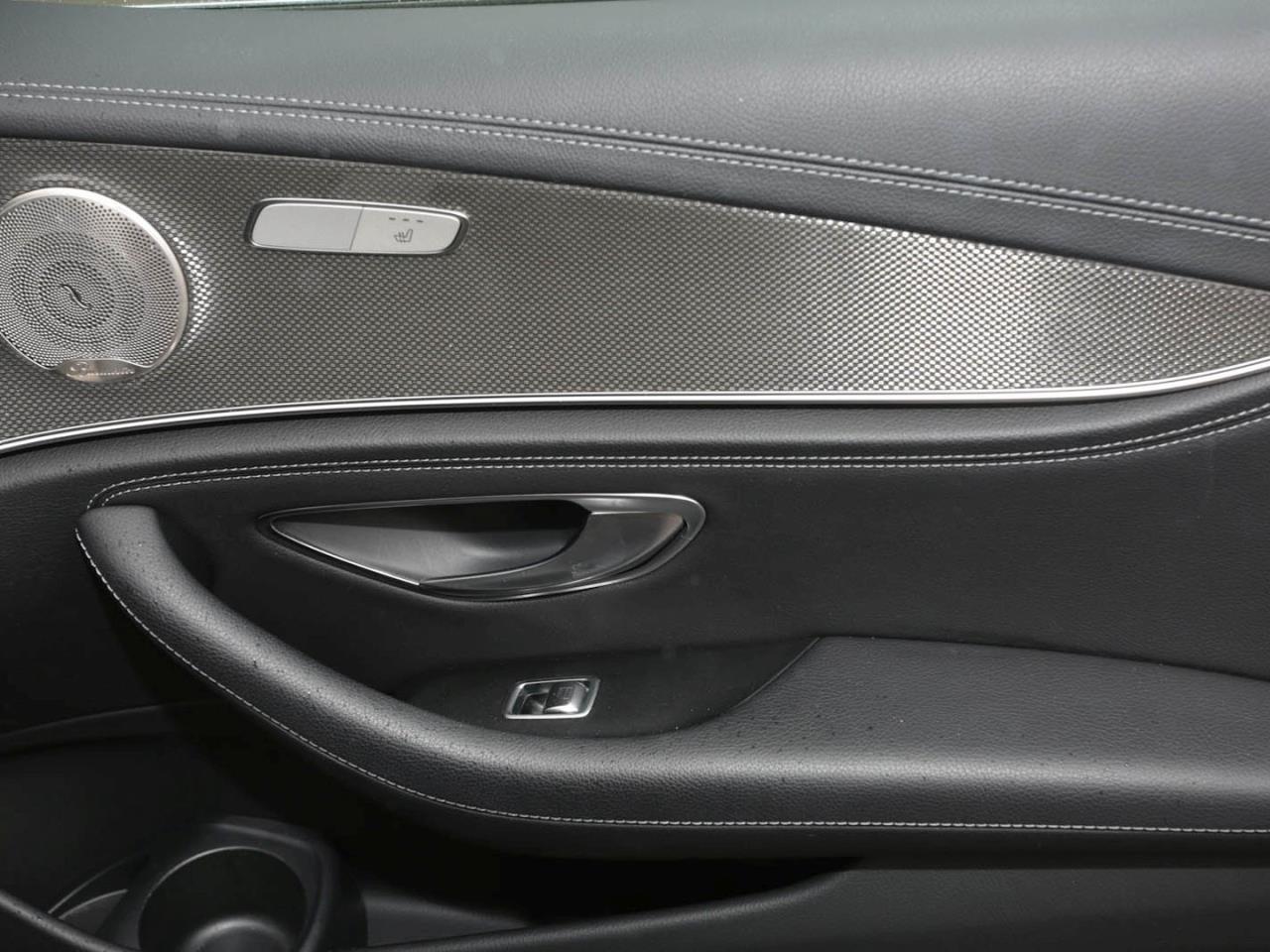 Mercedes-Benz E 450 4M T AMG Panorama Burmester HeadUp AHK 360° Mercedes-Benz E 450 4M T AMG Panorama Burmester HeadUp AHK 360°