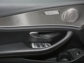 Mercedes-Benz E 450 4M T AMG Panorama Burmester HeadUp AHK 360° Mercedes-Benz E 450 4M T AMG Panorama Burmester HeadUp AHK 360°