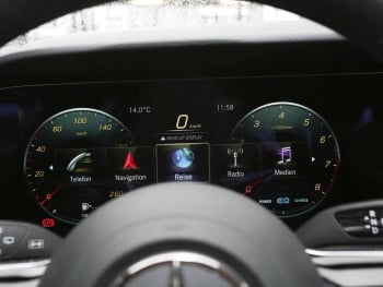 Mercedes-Benz E 450 4M T AMG Panorama Burmester HeadUp AHK 360° Mercedes-Benz E 450 4M T AMG Panorama Burmester HeadUp AHK 360°