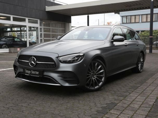 Mercedes-Benz E 450 4M T AMG Panorama Burmester HeadUp AHK 360° Mercedes-Benz E 450 4M T AMG Panorama Burmester HeadUp AHK 360°