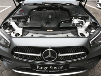 Mercedes-Benz E 450 4M T AMG Panorama Burmester HeadUp AHK 360° Mercedes-Benz E 450 4M T AMG Panorama Burmester HeadUp AHK 360°