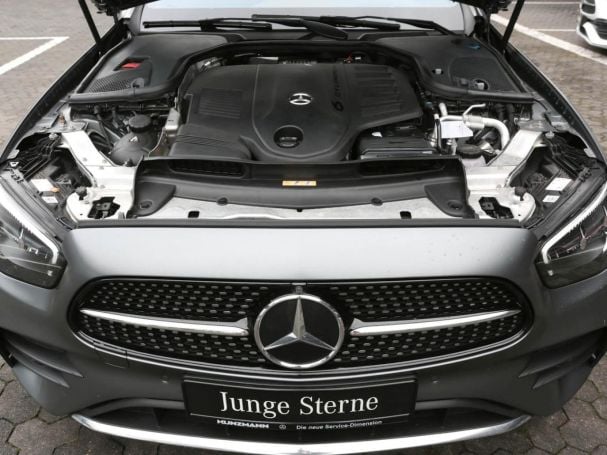 Mercedes-Benz E 450 4M T AMG Panorama Burmester HeadUp AHK 360° Mercedes-Benz E 450 4M T AMG Panorama Burmester HeadUp AHK 360°