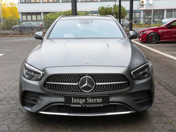 Mercedes-Benz E 450 4M T AMG Panorama Burmester HeadUp AHK 360° Mercedes-Benz E 450 4M T AMG Panorama Burmester HeadUp AHK 360°