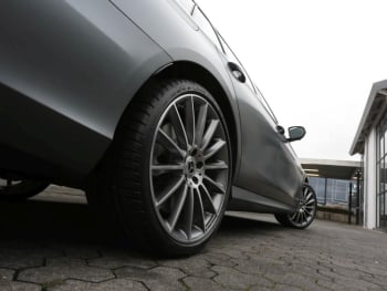 Mercedes-Benz E 450 4M T AMG Panorama Burmester HeadUp AHK 360° Mercedes-Benz E 450 4M T AMG Panorama Burmester HeadUp AHK 360°