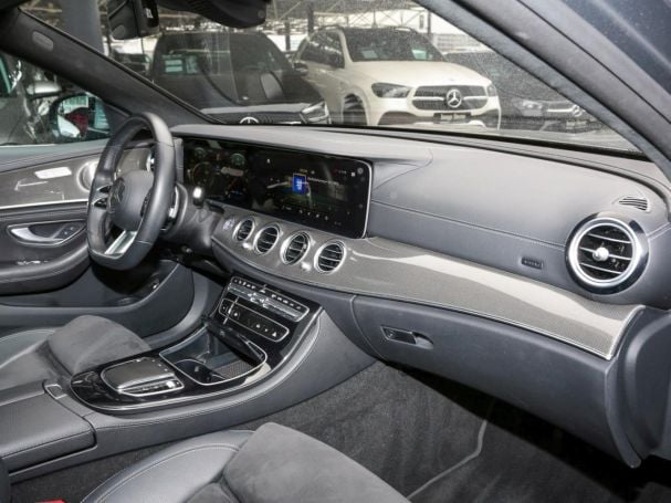 Mercedes-Benz E 450 4M T AMG Panorama Burmester HeadUp AHK 360°