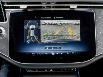 Mercedes-Benz E 200 T Avantgarde Sitzklima Distronic AHK Kamera