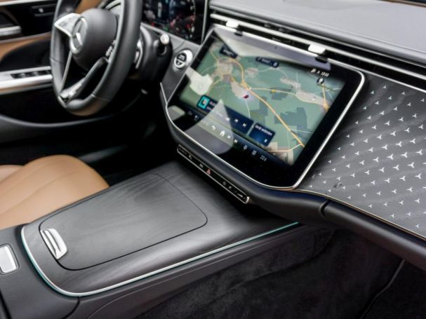 Mercedes-Benz E 200 T Avantgarde Sitzklima Distronic AHK Kamera