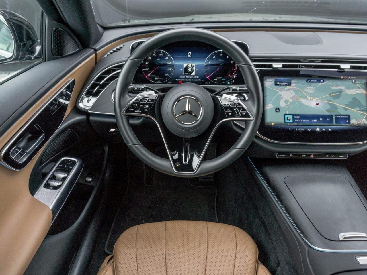 Mercedes-Benz E 200 T Avantgarde Sitzklima Distronic AHK Kamera