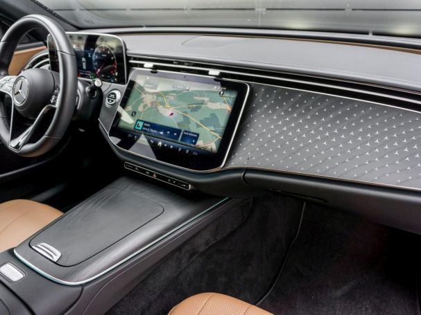 Mercedes-Benz E 200 T Avantgarde Sitzklima Distronic AHK Kamera