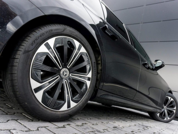 Mercedes-Benz E 200 T Avantgarde Sitzklima Distronic AHK Kamera