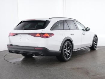 Mercedes-Benz E 220 d 4M T All-Terrain Avantgarde Night Standh