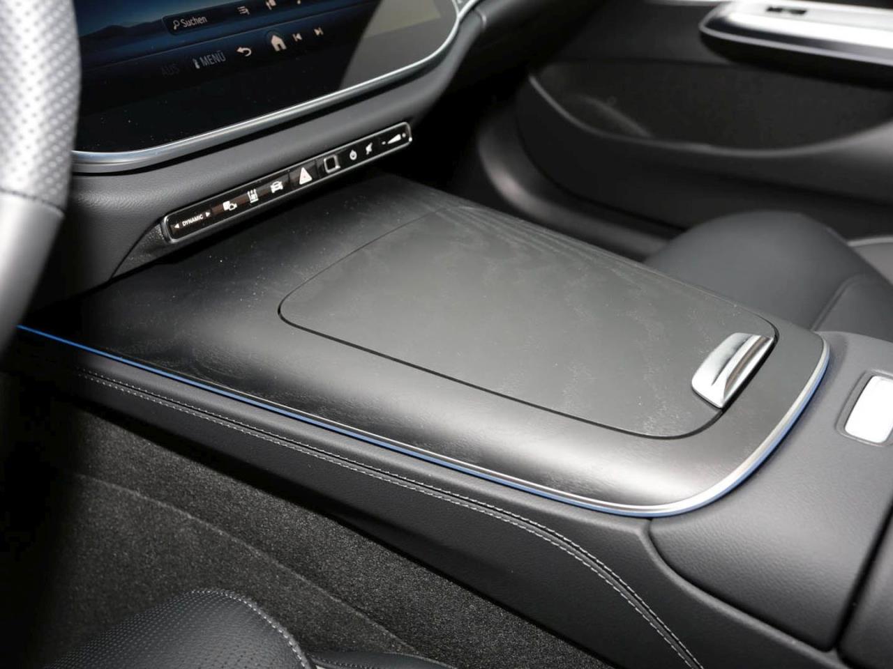 Mercedes-Benz E 220 d 4MATIC T-Modell AMG Night Standhzg AHK