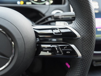 Mercedes-Benz E 220 d T AMG MBUX Navi Sitzklima Panorama 360°