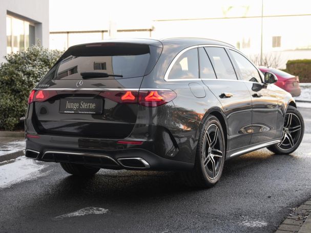 Mercedes-Benz E 220 d T AMG MBUX Navi Sitzklima Panorama 360°