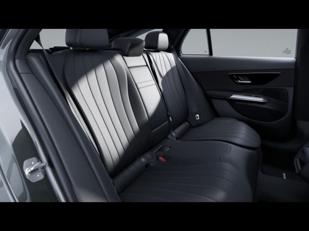 Mercedes-Benz E 220 d T AMG MBUX Navi Sitzklima Memory 360°