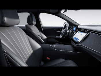 Mercedes-Benz E 220 d T AMG MBUX Navi Sitzklima Panorama 360°