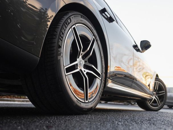 Mercedes-Benz E 220 d T AMG MBUX Navi Sitzklima Panorama 360°