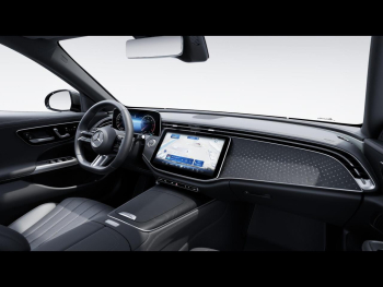 Mercedes-Benz E 220 d T AMG MBUX Navi Sitzklima Memory 360°