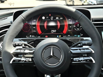 Mercedes-Benz E 220 d T-Modell AMG Night Panorama Sitzklima