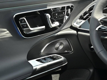 Mercedes-Benz E 220 d T-Modell AMG Night Panorama Sitzklima