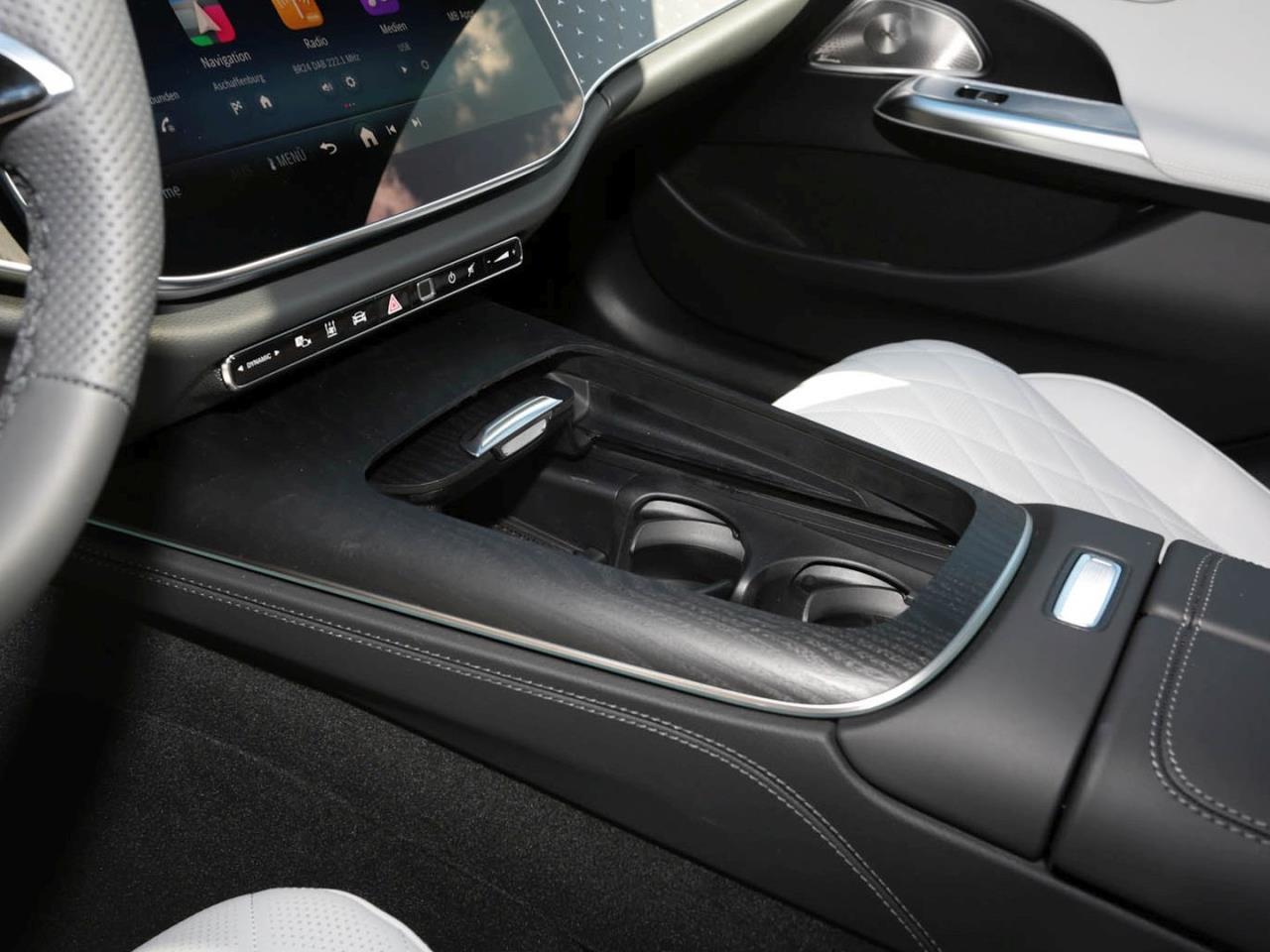 Mercedes-Benz E 220 d T-Modell Taxi AMG Night Panorama Standhzg