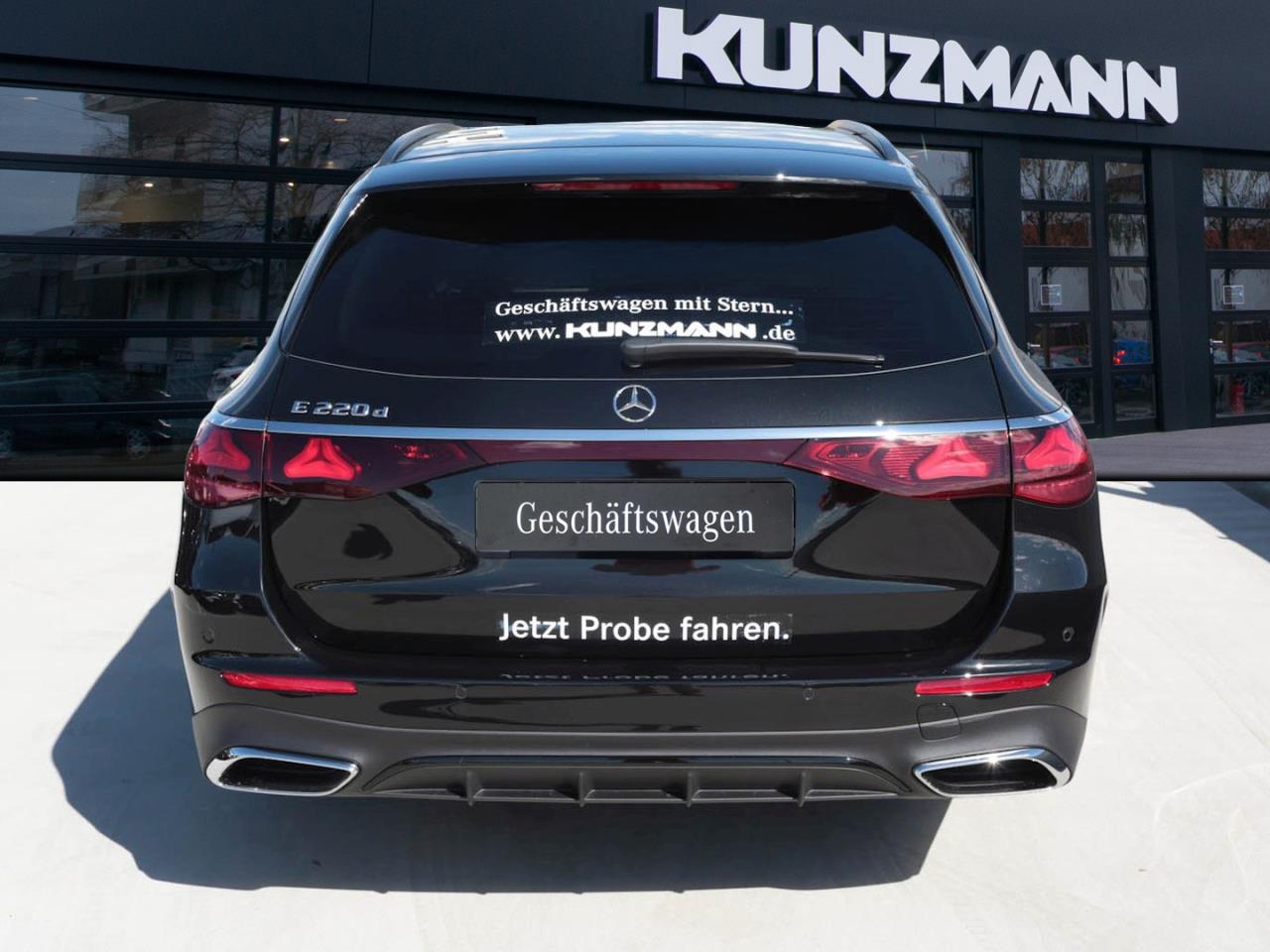 Mercedes-Benz E 220 d T-Modell Taxi AMG Night Panorama Standhzg