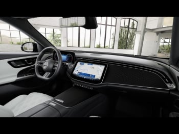Mercedes-Benz E 220 d T-Modell Taxi AMG Night Panorama Standhzg