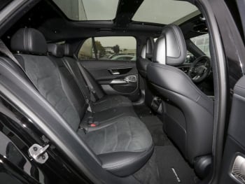 Mercedes-Benz E 220 d T-Modell AMG Night Distronic Panorama AHK Mercedes-Benz E 220 d T-Modell AMG Night Distronic Panorama AHK