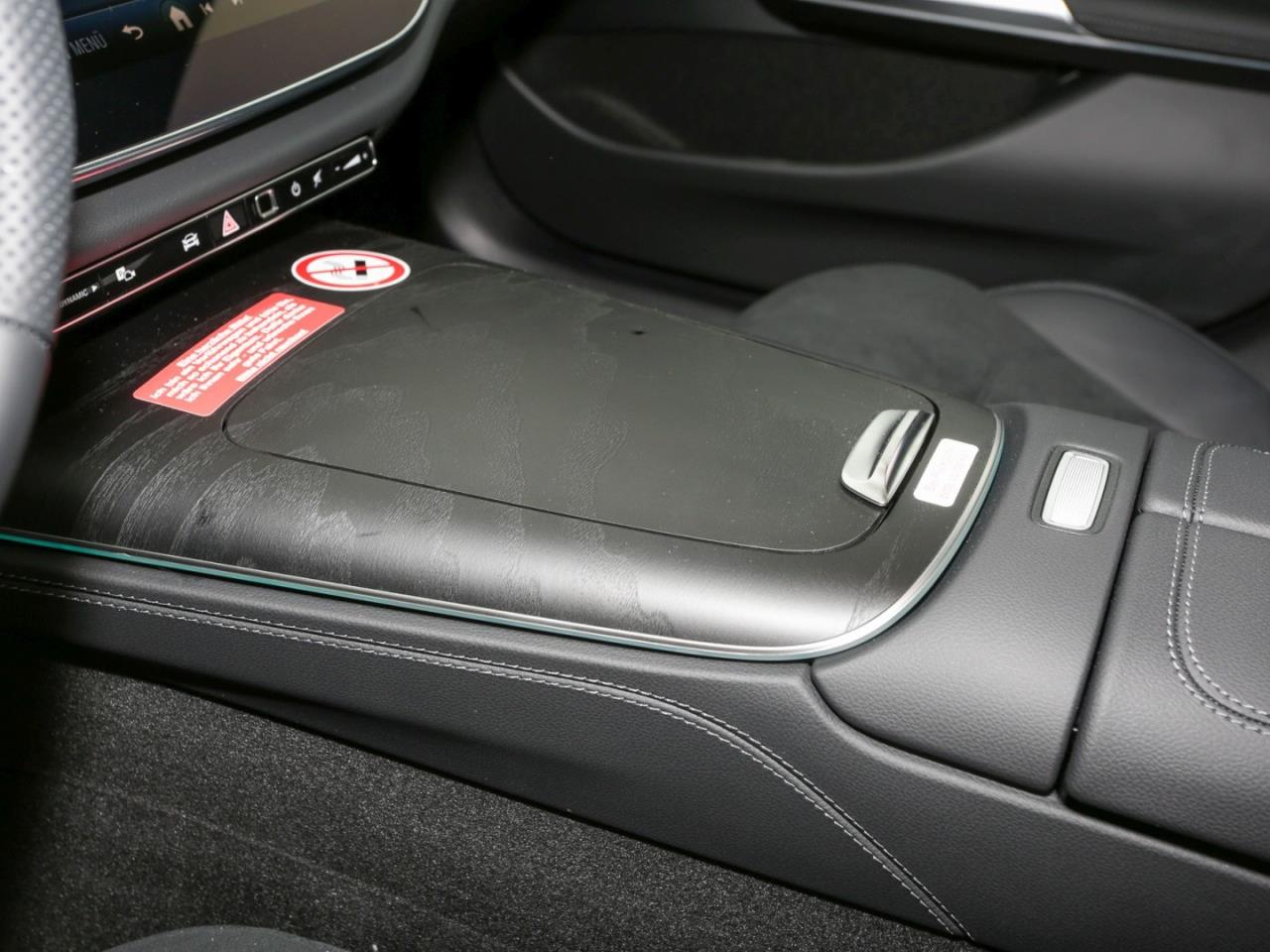 Mercedes-Benz E 220 d T-Modell AMG Night Distronic Panorama AHK