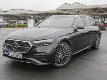 Mercedes-Benz E 220 d T-Modell AMG Night Distronic Panorama AHK